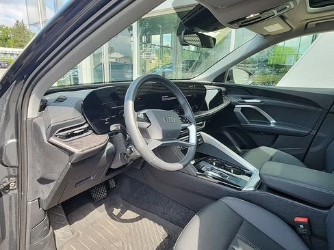 Used 2025 Audi Q5 Premium w/ Convenience Package AWD/4WD image 7