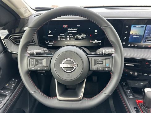 New 2026 Nissan Kicks SR w/ Illumination Package image 17