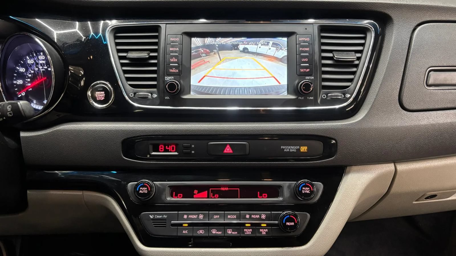 Used 2018 Kia Sedona EX FWD image 9