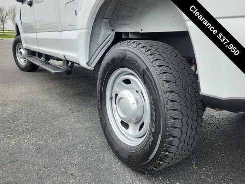 Used 2022 Ford F250 XL w/ Power Equipment Group AWD/4WD image 15