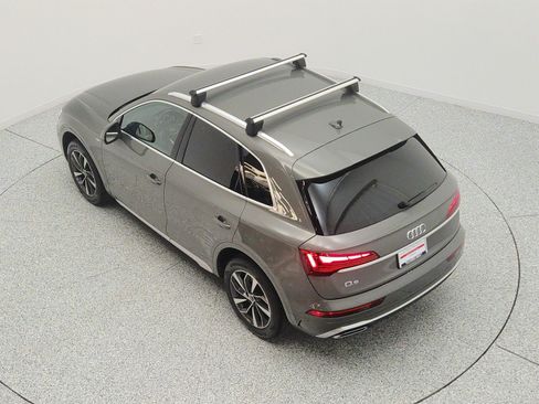 Used 2023 Audi Q5 2.0T Premium w/ Convenience Package AWD/4WD image 28