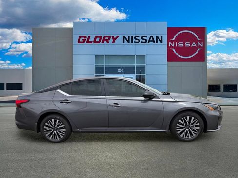 New 2026 Nissan Altima 2.5 SV AWD/4WD image 4