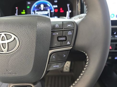 Used 2026 Toyota Camry SE w/ Multimedia Upgrade Package FWD image 19