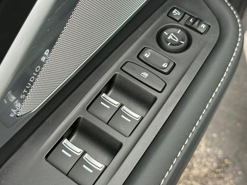 Certified 2024 Acura RDX SH-AWD w/ Advance Package image 22