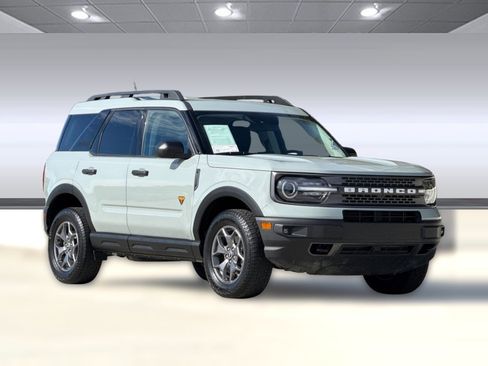 Used 2023 Ford Bronco Sport Badlands image 7