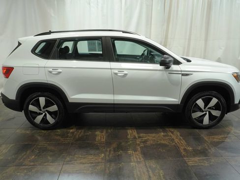 Used 2024 Volkswagen Taos S AWD/4WD image 3