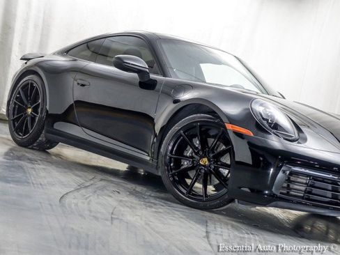 Used 2021 Porsche 911 Carrera image 4