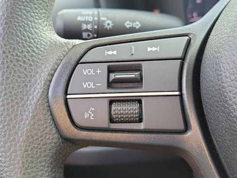 Certified 2023 Honda Accord EX image 22