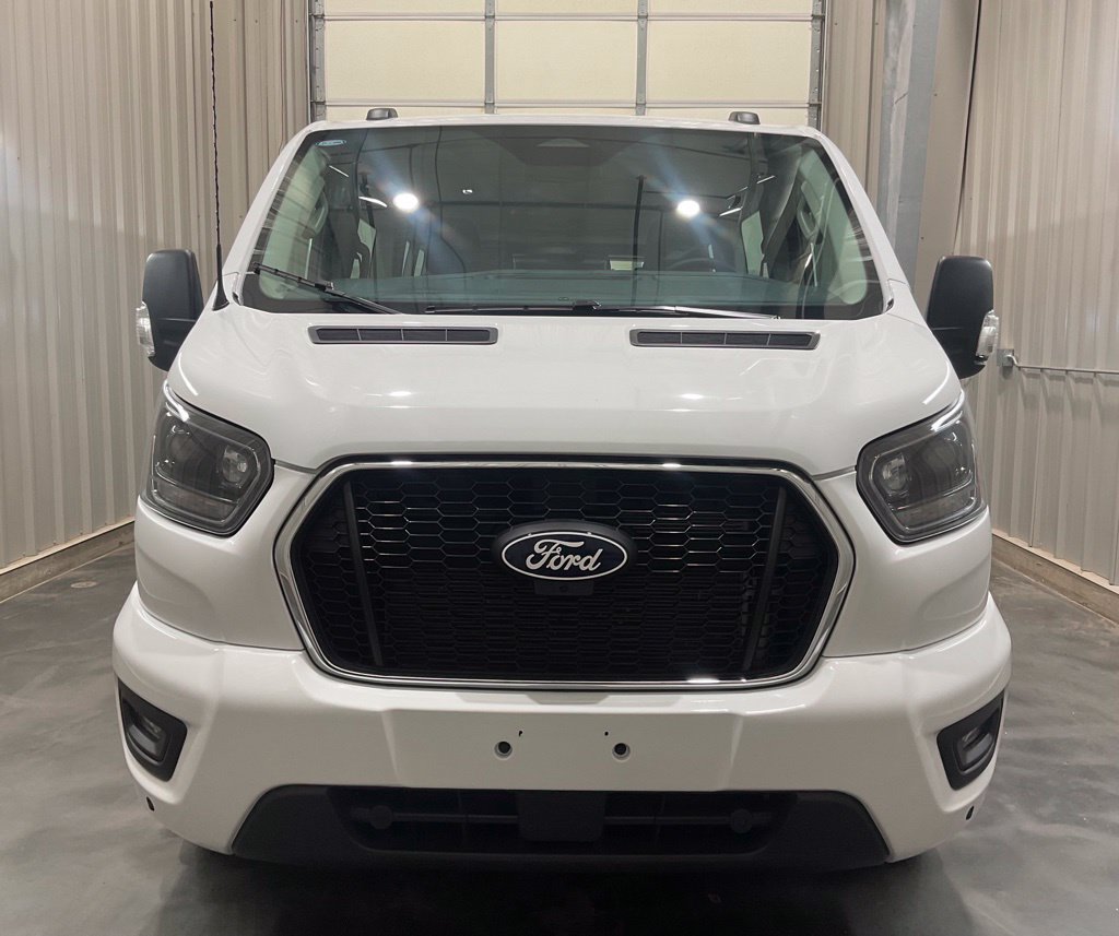 Used 2026 Ford Transit 350 XLT RWD image 5