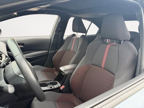 Certified 2024 Toyota Corolla SE image 9