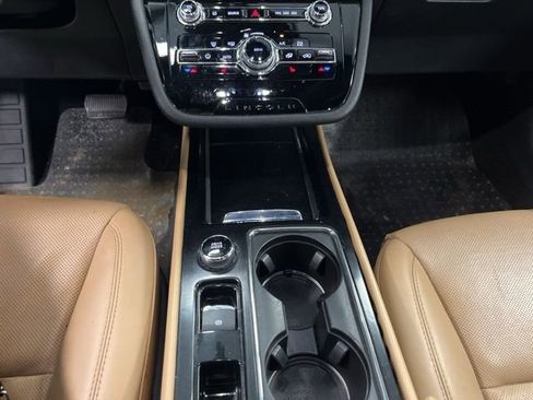 Used 2022 Lincoln Corsair Grand Touring image 23