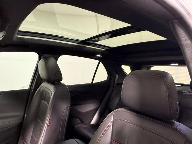Used 2022 Chevrolet Equinox RS w/ RS Leather Package FWD image 37