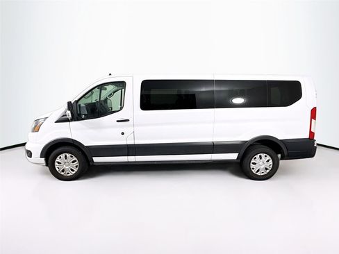 Used 2023 Ford Transit 350 XLT image 4