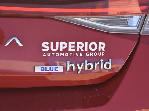 Used 2023 Hyundai Elantra Blue w/ Preferred Accessory Package image 7