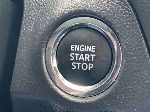 Used 2025 Toyota RAV4 XLE w/ Convenience Package image 35