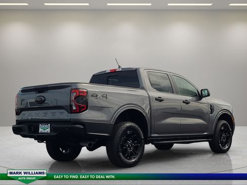 Used 2025 Ford Ranger XLT w/ Black Appearance Package AWD/4WD image 4