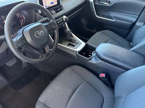 Used 2024 Toyota RAV4 XLE FWD image 5