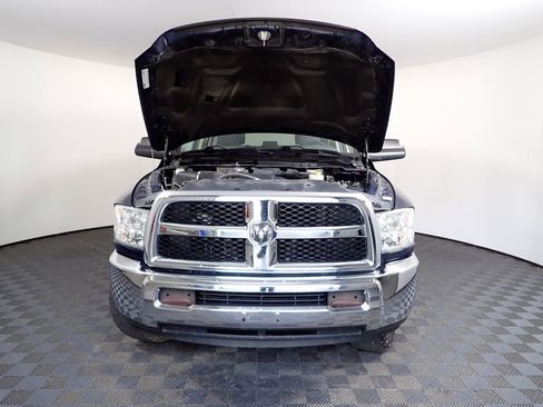Used 2016 RAM 2500 Tradesman w/ Chrome Appearance Group image 4