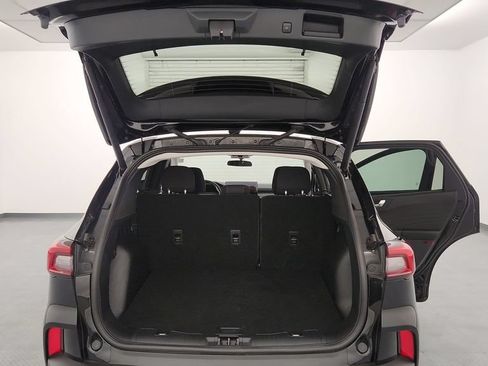 Used 2023 Ford Escape Active w/ Tech Pack #2 AWD/4WD image 28