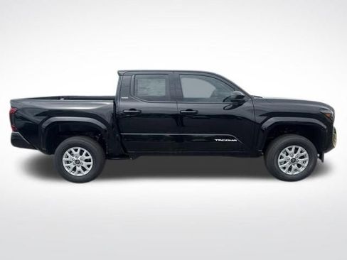 New 2026 Toyota Tacoma SR5 AWD/4WD image 6