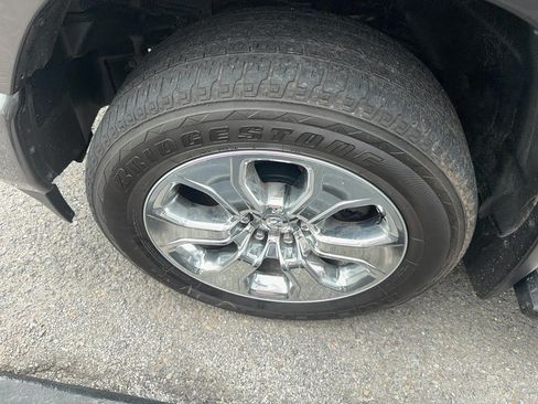 Used 2020 RAM 1500 Big Horn AWD/4WD image 4