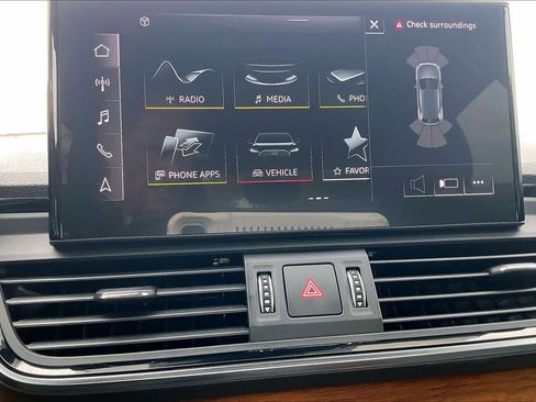 Used 2023 Audi Q5 2.0T Premium w/ Convenience Package image 35