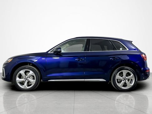 Used 2023 Audi Q5 2.0T Premium Plus w/ Premium Plus Package image 2