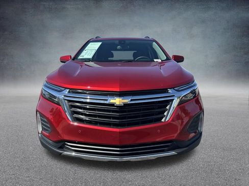 Used 2024 Chevrolet Equinox LT w/ LPO, Floor Liner Package FWD image 9