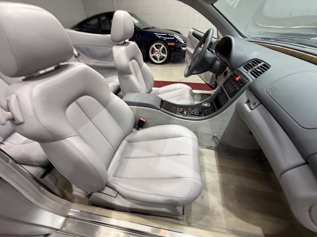 Used 2000 Mercedes-Benz CLK 430 Cabriolet image 34