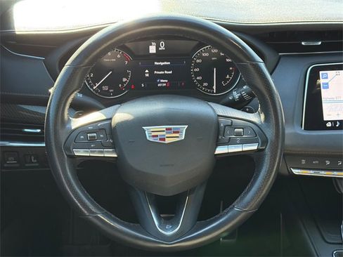 Used 2023 Cadillac XT4 Sport image 13