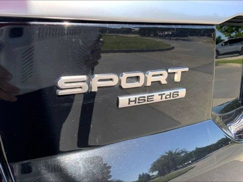 Used 2018 Land Rover Range Rover Sport HSE AWD/4WD image 8