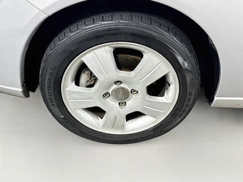 Used 2007 Ford Focus S FWD image 36