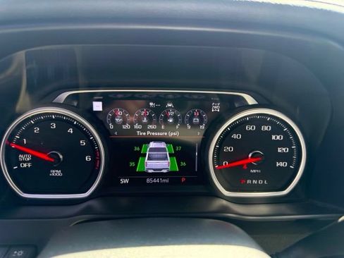 Used 2020 Chevrolet Silverado 1500 LTZ w/ LTZ Premium Package AWD/4WD image 11