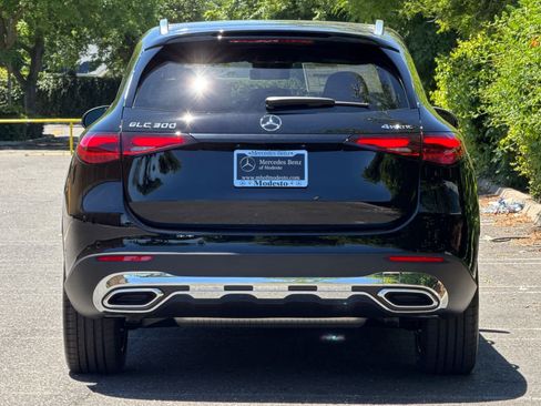 New 2026 Mercedes-Benz GLC 300 4MATIC image 4