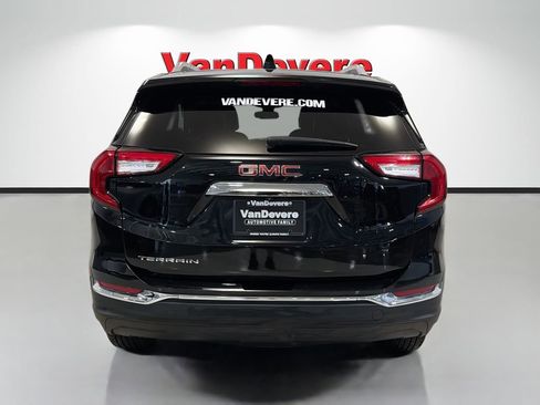 Used 2023 GMC Terrain SLT FWD image 9