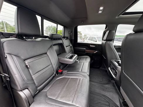 Used 2021 GMC Sierra 2500 Denali w/ Denali Ultimate Package AWD/4WD image 36