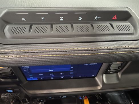 Used 2024 Ford Bronco Badlands AWD/4WD image 18