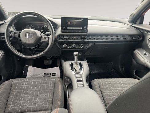 Used 2025 Honda HR-V Sport image 10