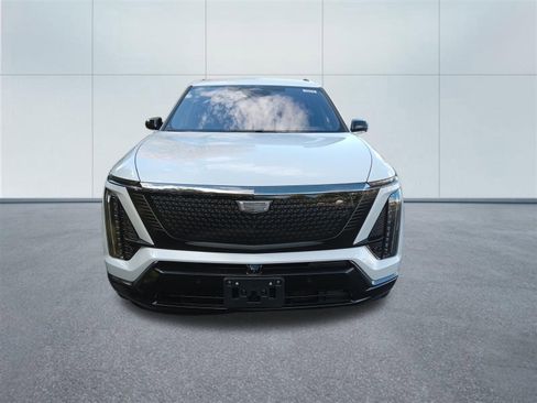 New 2026 Cadillac Vistiq Sport image 5