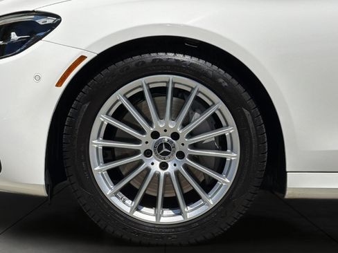 Used 2022 Mercedes-Benz E 350 Sedan image 25