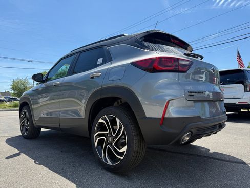 New 2026 Chevrolet TrailBlazer RS w/ Convenience Package AWD/4WD image 17