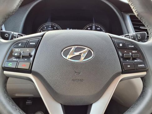 Used 2018 Hyundai Tucson Value w/ Cargo Package image 13