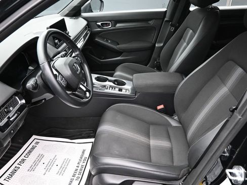 Used 2022 Honda Civic Sport image 11