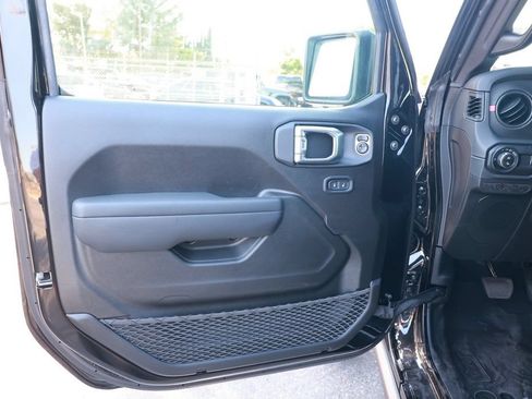 New 2026 Jeep Gladiator Rubicon AWD/4WD image 13