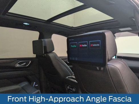 Used 2023 Chevrolet Suburban Z71 w/ Luxury Package AWD/4WD image 43