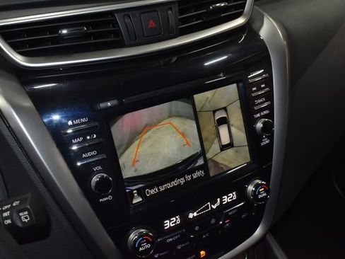 Used 2024 Nissan Murano Platinum AWD/4WD image 16