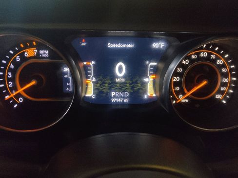Used 2019 Jeep Wrangler Unlimited Sahara AWD/4WD image 23