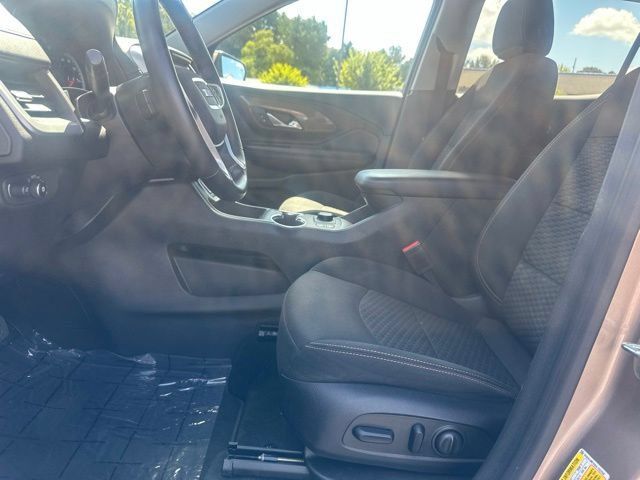 Used 2018 GMC Terrain SLE w/ Driver Convenience Package FWD image 8