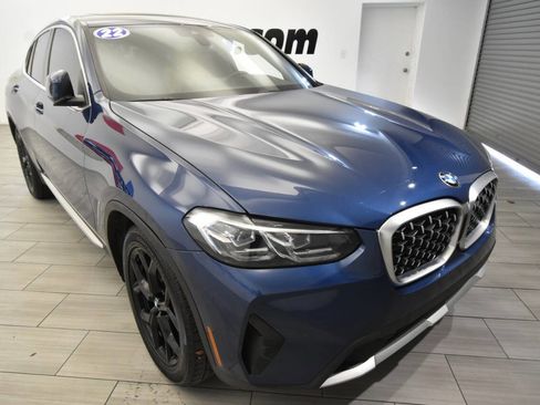 Used 2022 BMW X4 xDrive30i w/ Convenience Package image 7