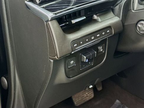 Used 2023 Cadillac Escalade Sport w/ Touring Package image 13